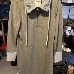Olive GreenQuarter-Zip Dress Reversible NWT. Size Medium